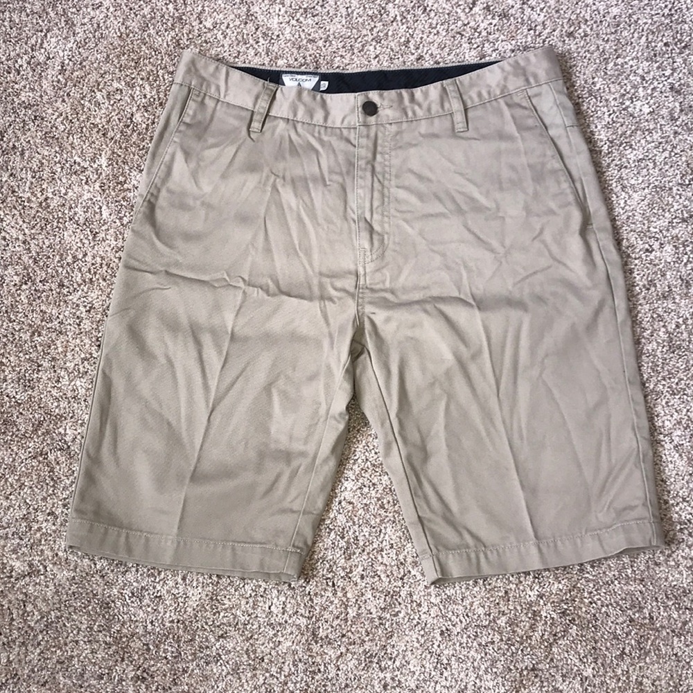 Volcom khaki Shorts
